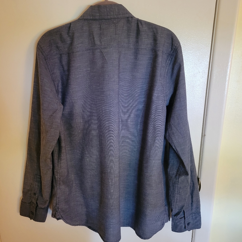 Levi's Denim Blue Button Down MED - Picture 2 of 3